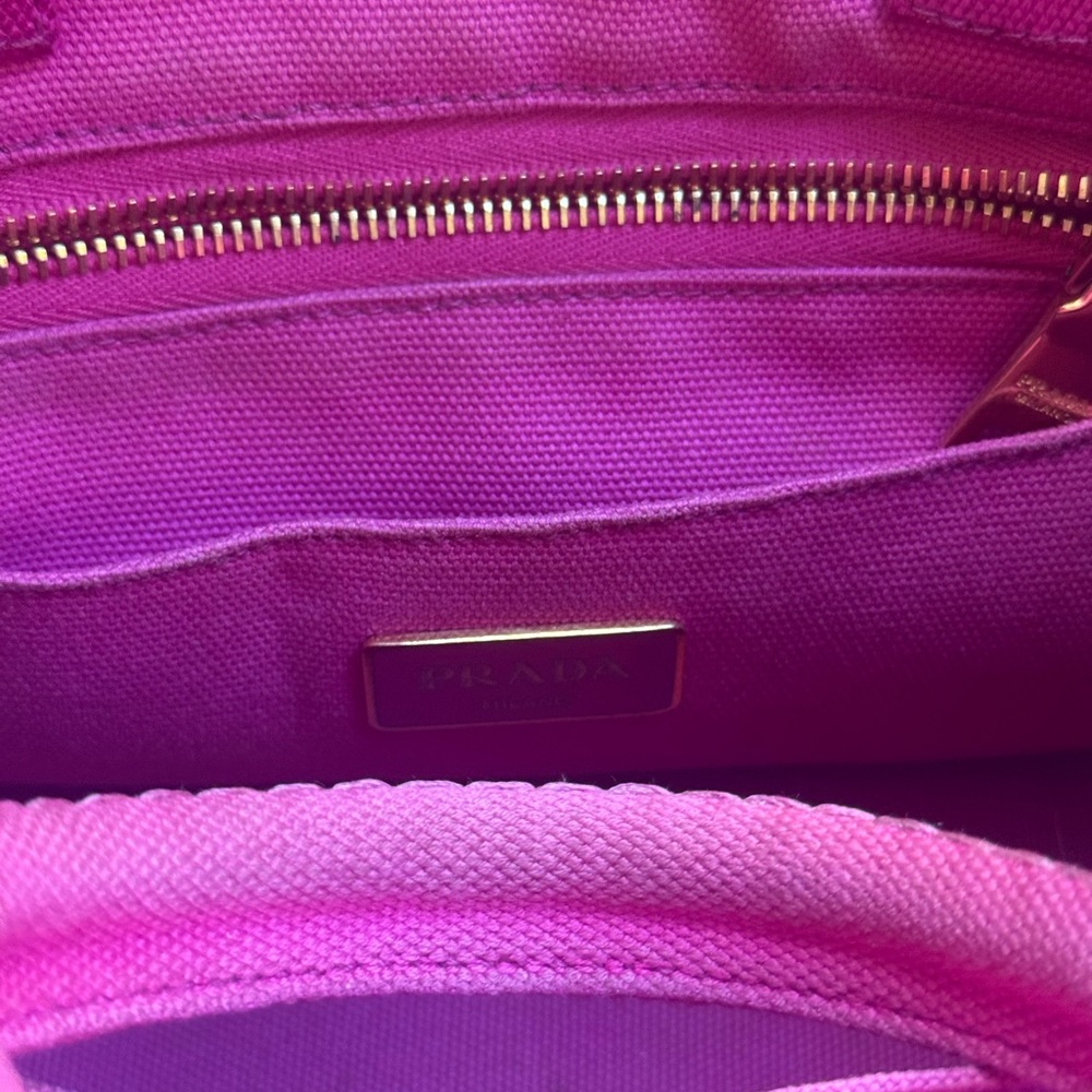 💖 ‼️SALE‼️PRADA’s Perfect Pink Canapa! 💖 - Picture 5 of 7
